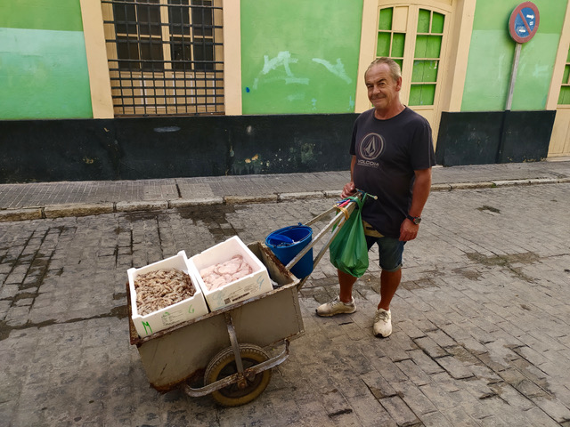 The catch of the day is still sold on the street. Photo © Karethe Linaae